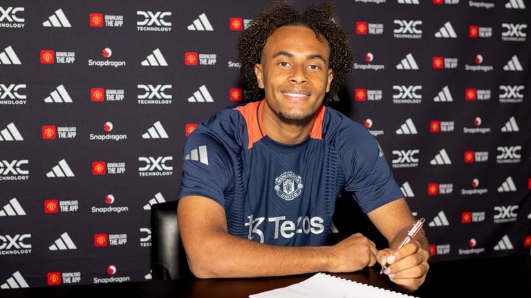 Zirkzee - tân binh đầu tiên của Man United hè 2024