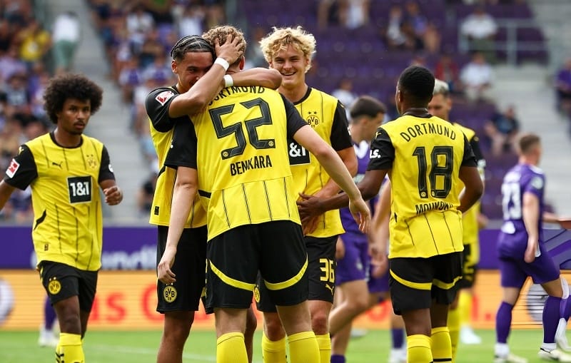 Dortmund đang có một mùa hè đầy biến động.