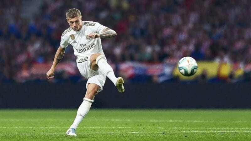 Kroos là một trong những tiền vệ có khả năng chuyền bóng tốt nhất lịch sử.