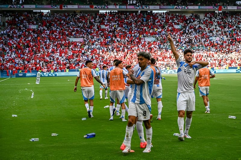 Olympic Argentina bất ngờ để thua Olympic Ma Rốc ngay trận ra quân.