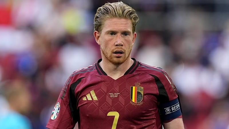 De Bruyne tức giận vì câu hỏi kém tinh tế.