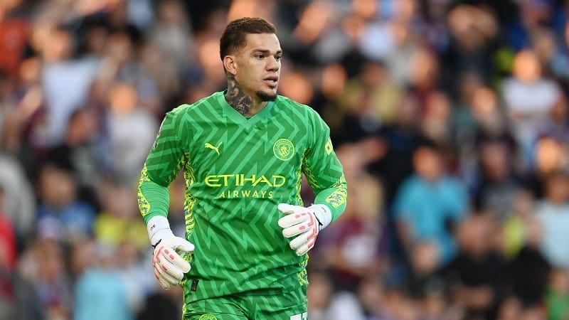 Ederson đã có 7 năm gắn bó với Man City