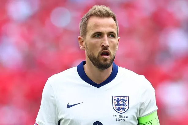 Huyền thoại tuyển Anh hiến kế giúp Harry Kane tỏa sáng