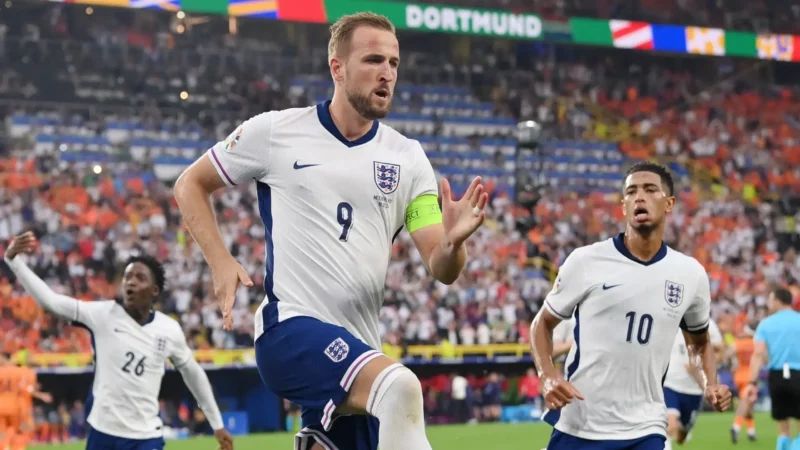 Harry Kane lập công trong chiến thắng trước Hà Lan.