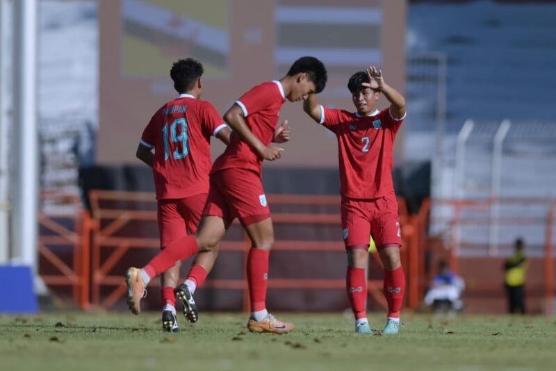 U19 Thái Lan dễ dàng thắng đậm.