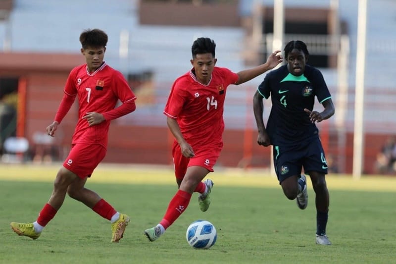 U19 Việt Nam thua đậm.