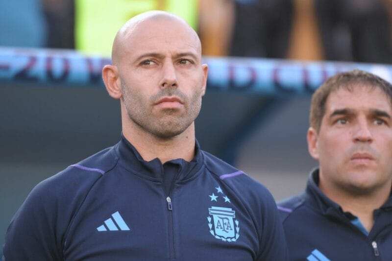 HLV Mascherano cho rằng U23 Argentina đã bị trộm trước trận gặp Ma Rốc (Ảnh: Getty).