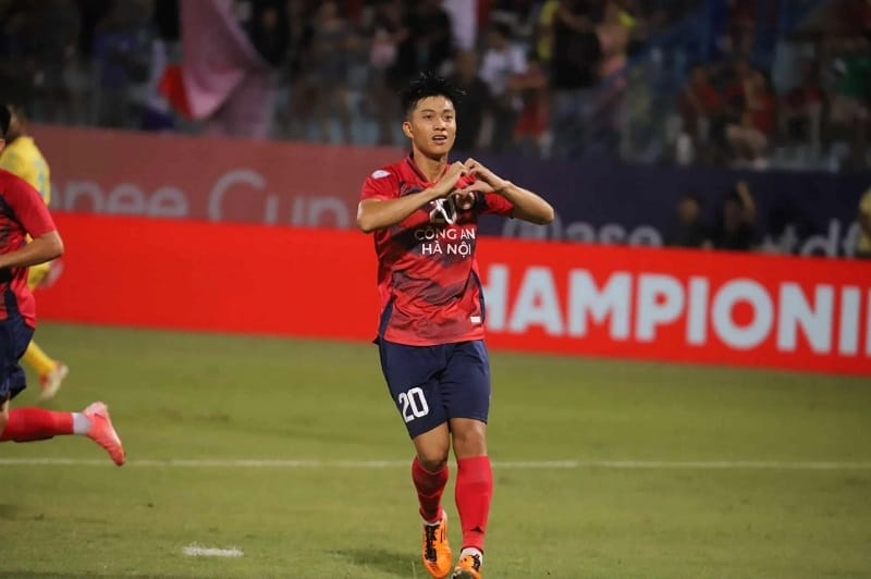 Văn Đức vừa có màn trình diễn tốt trước Buriram United (Ảnh: Thethao247).