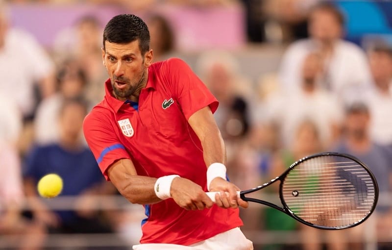 Bất chấp bác sĩ ngăn cản, Djokovic quyết thi đấu bán kết Olympic