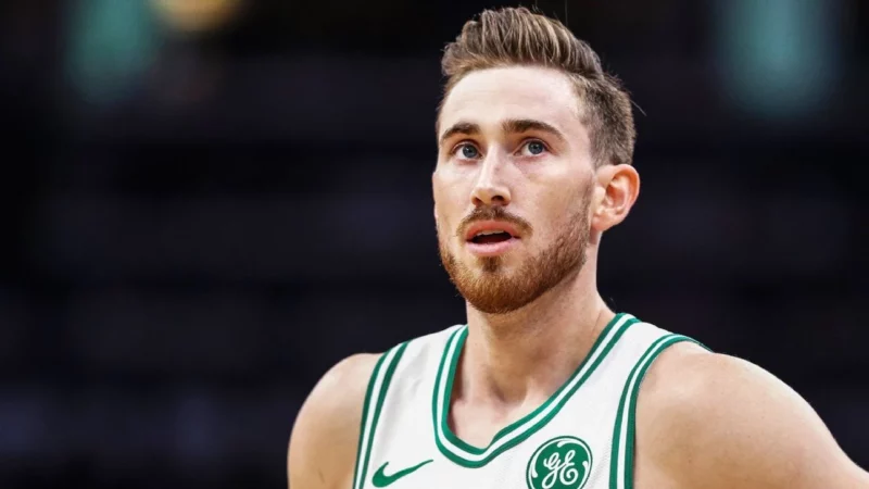 Ngoài tài năng bóng rổ, Gordon Hayward còn được nhiều người biết đến vì vẻ ngoài điển trai