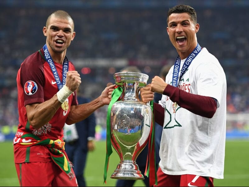 Chức vô địch Euro 2016 của Bồ Đào Nha có công không nhỏ của Pepe.
