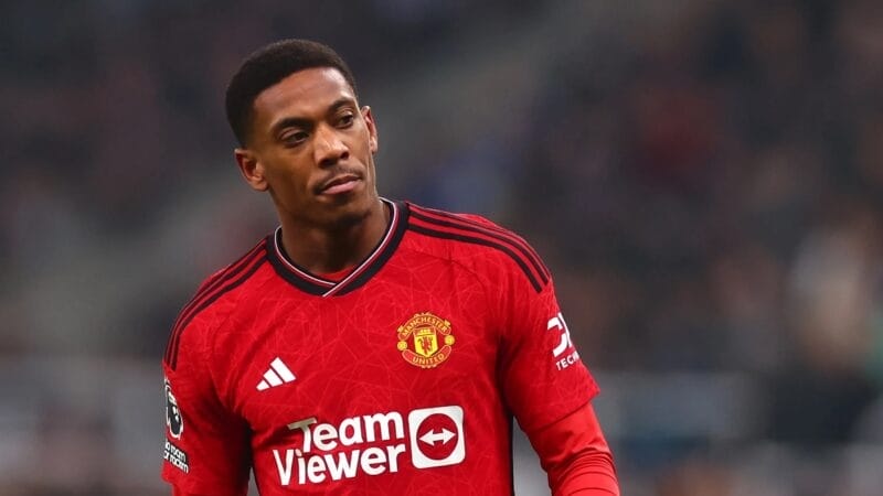 Nhiều CLB săn đón Anthony Martial sau khi anh rời Man United