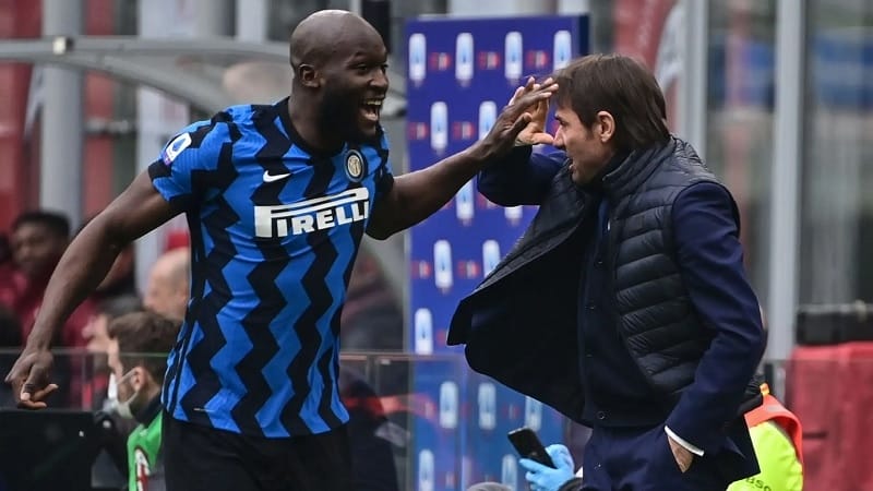 HLV Conte và Lukaku có thể tái hợp tại Napoli