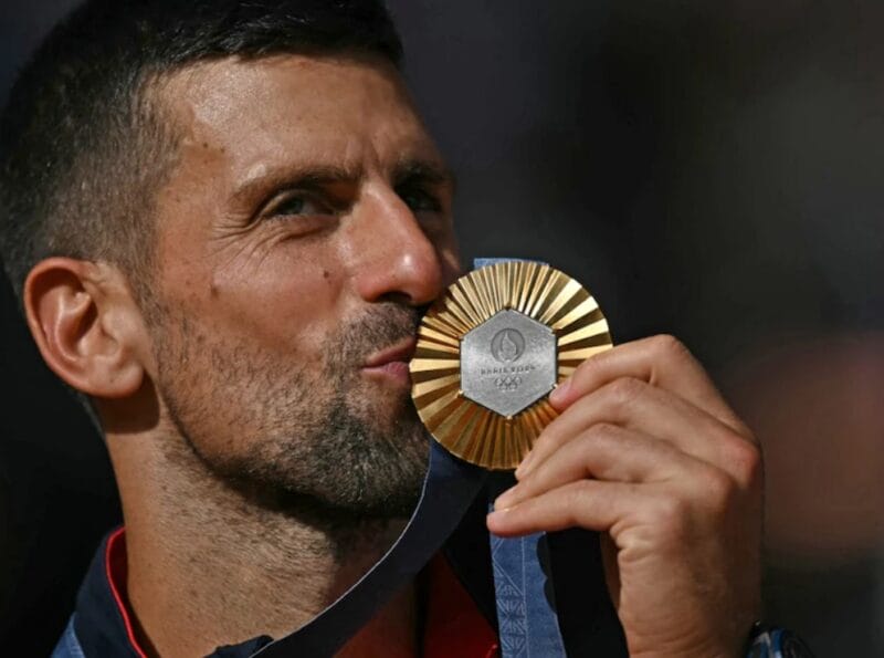 Djokovic và tấm HCV Olympic Paris 2024.