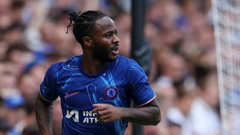 Raheem Sterling không còn tương lai tại Chelsea