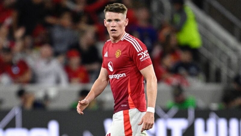 Bán Scott McTominay là canh bạc của Man United