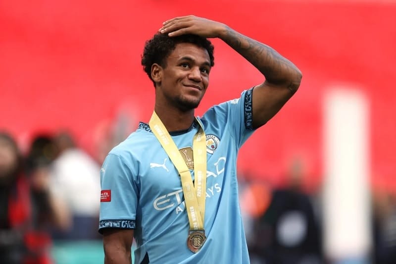 Oscar Bobb giúp Man City giành Siêu cúp Anh 2024