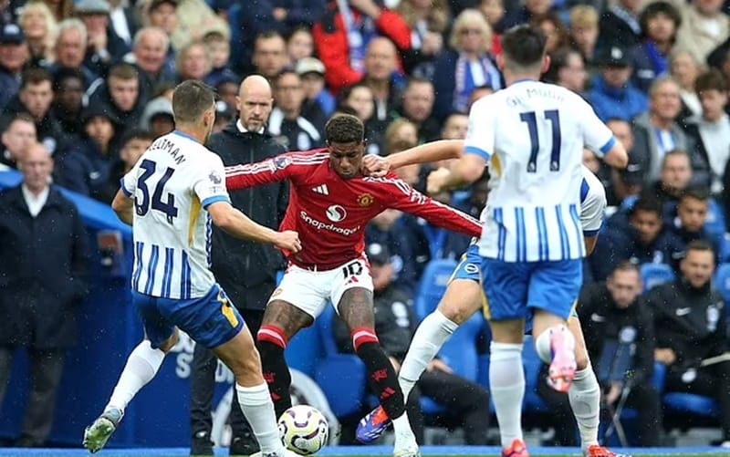 Huyền thoại Premier League ngán ngẩm, chê bai Rashford