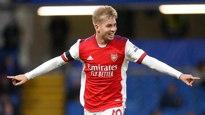 Smith Rowe vươn lên từ đội trẻ Arsenal