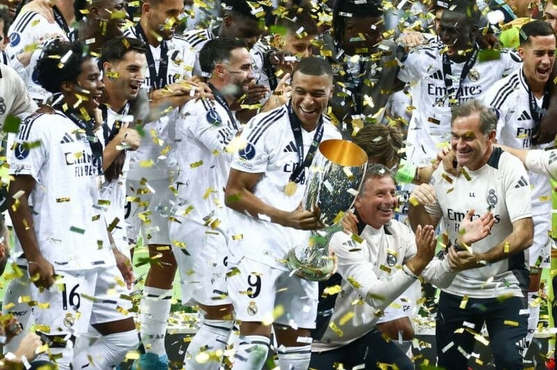 Real Madrid vô địch Siêu cúp châu Âu (Ảnh: Getty).