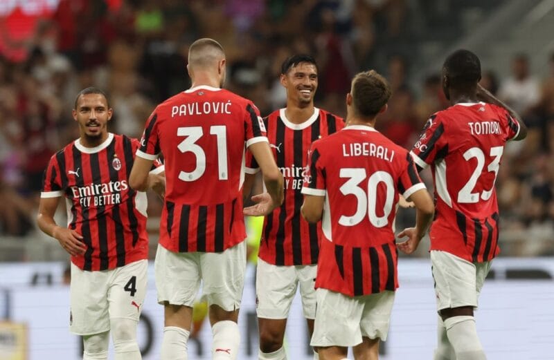 AC Milan được đánh giá cao hơn đối thủ.