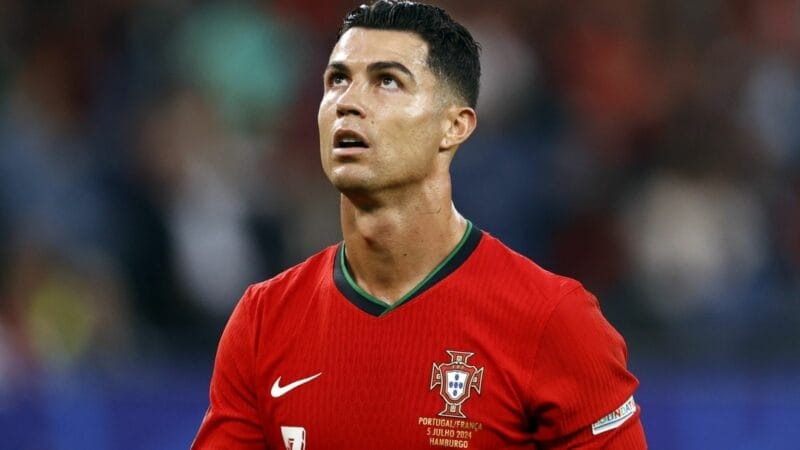 ĐT Bồ Đào Nha hội quân: Có tên Ronaldo