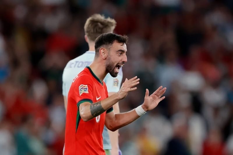 Bruno Fernandes báo tin vui cho HLV Ten Hag