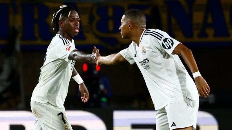 Mbappe và Vinicius đang thi đấu chệch nhịp.