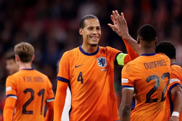 Van Dijk hài lòng với màn trình diễn của Hà Lan