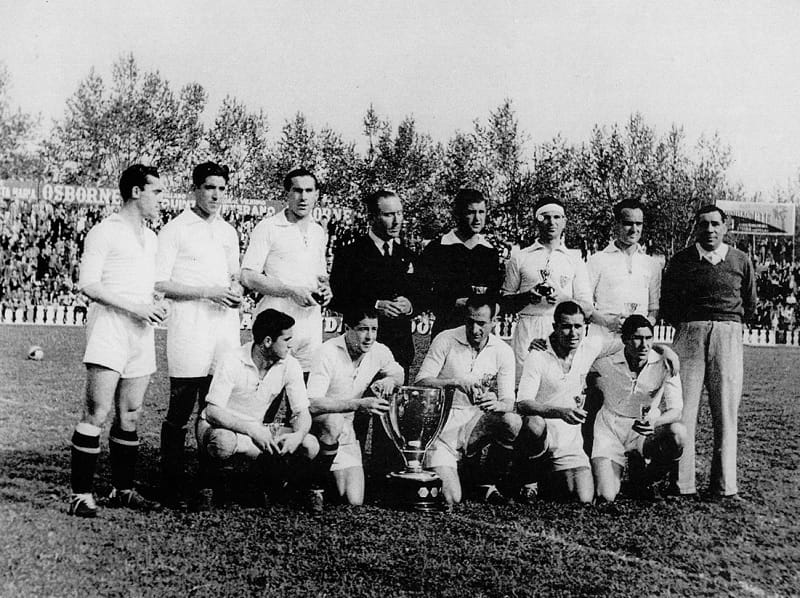 Sevilla vô địch lần duy nhất vào năm 1946
